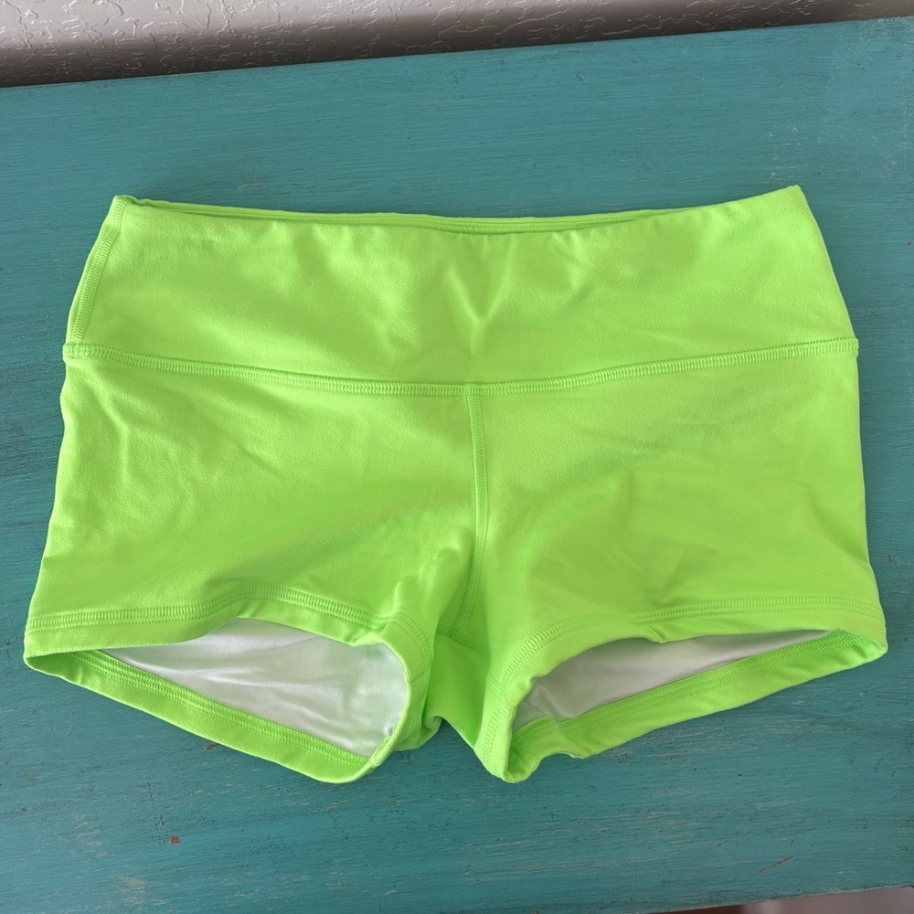 Fleo Original Shorts 2.5”